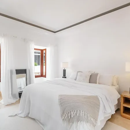 Newly Renovated Frontline Golf 7 Bdrm Luxury * Estepona